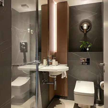 Great Location Apartmán *